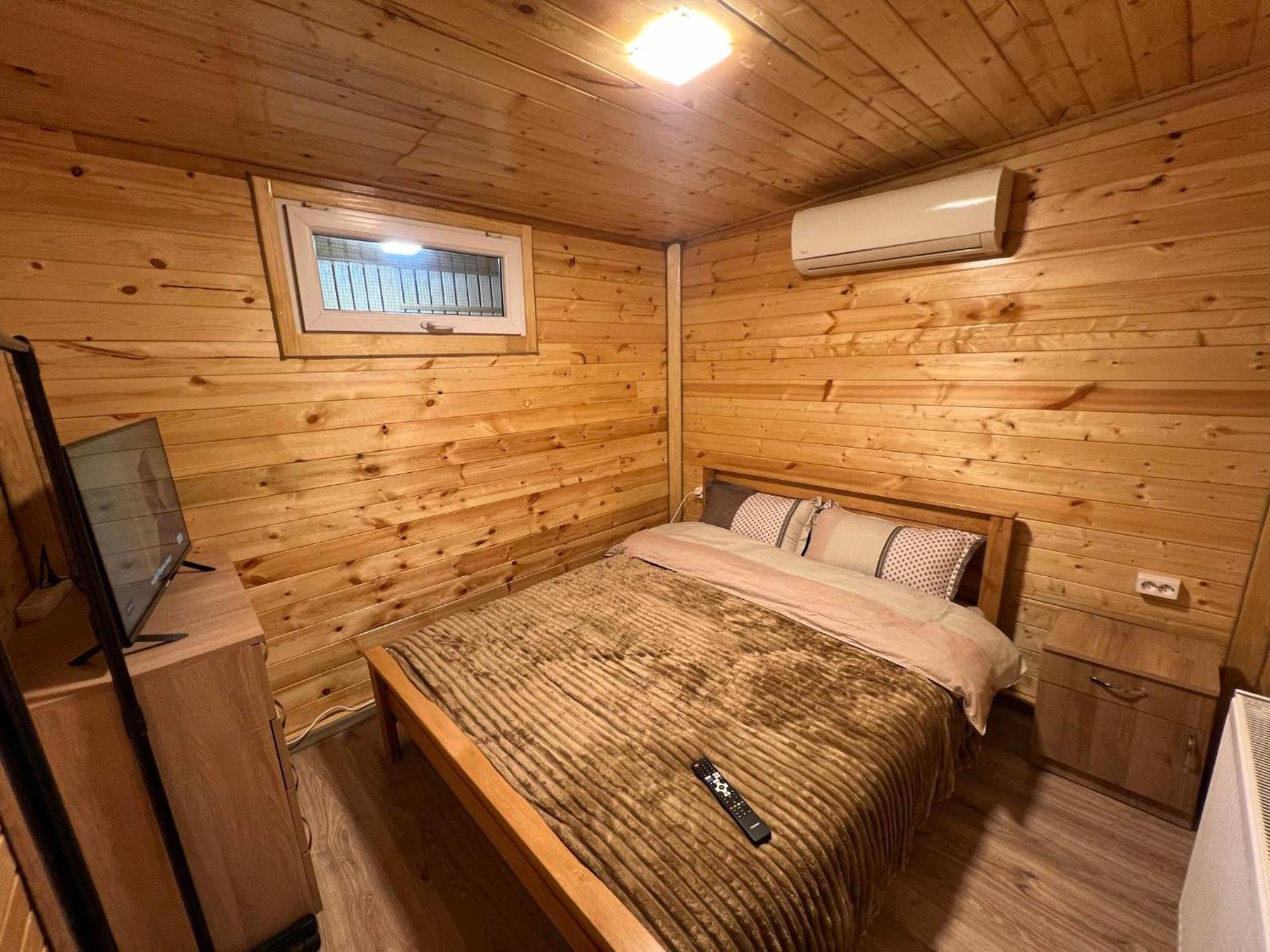公寓 Wooden House Gariba